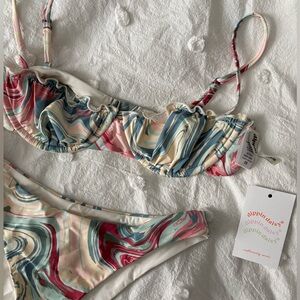 Dippin Daisy’s bikini set